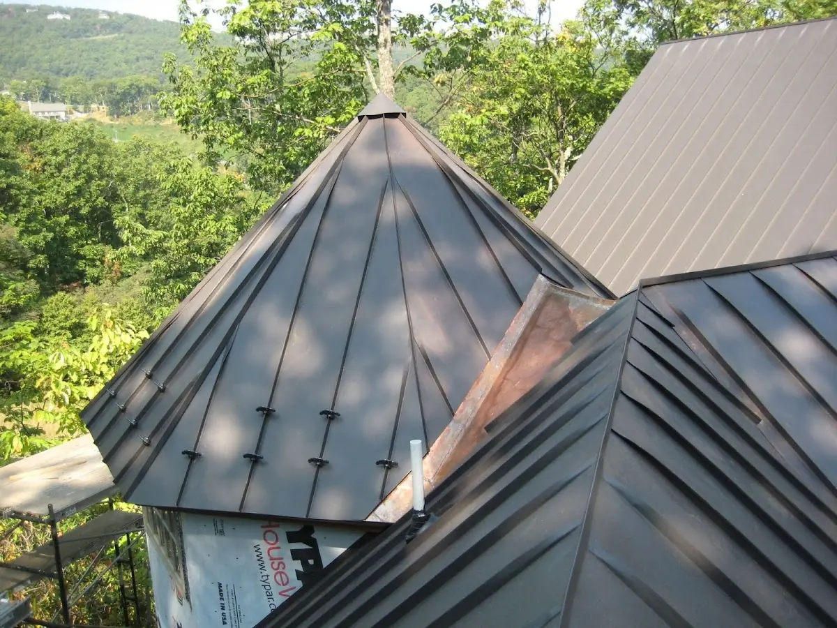 Professional Roof Tarp Installation by Craftsman Roofing in Flonellis