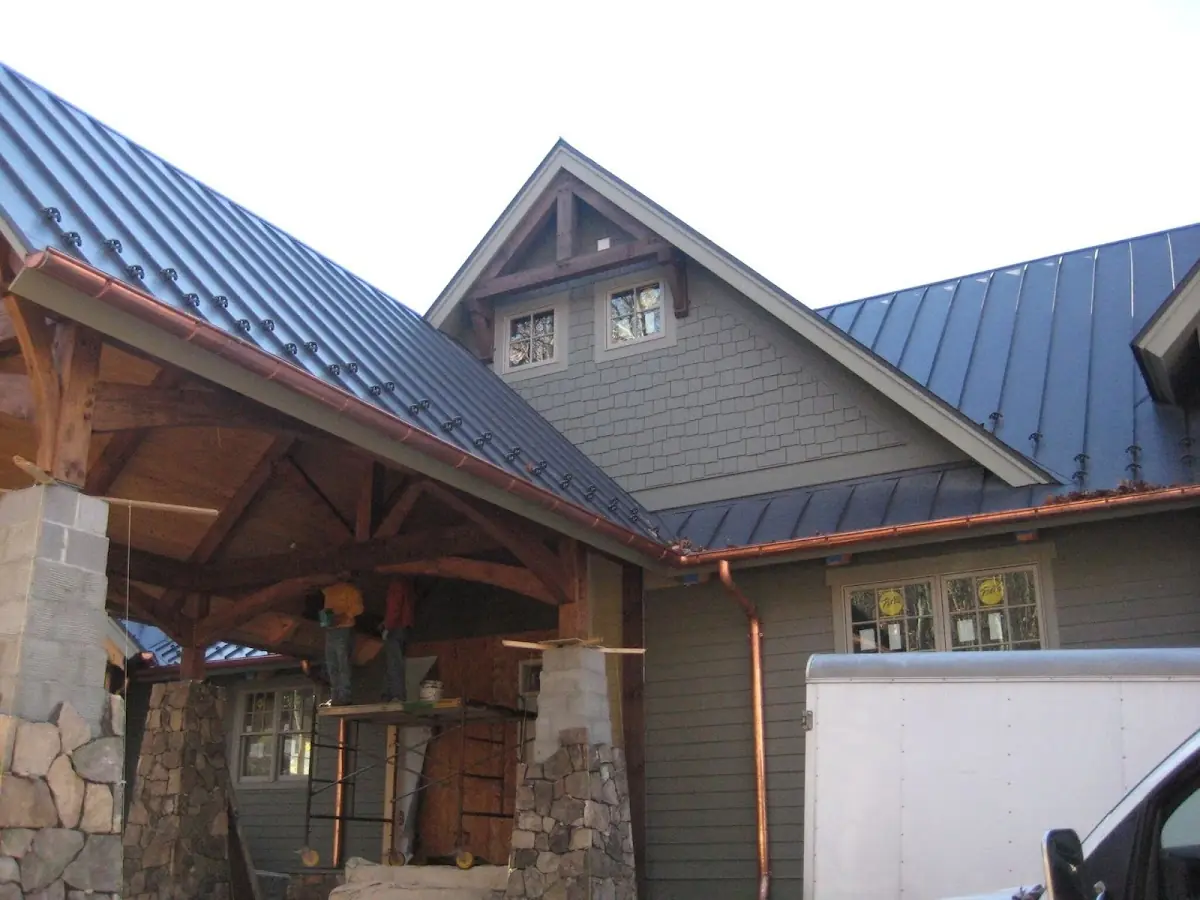 Craftsman Roofing team delivering quality roofing work in Flonellis